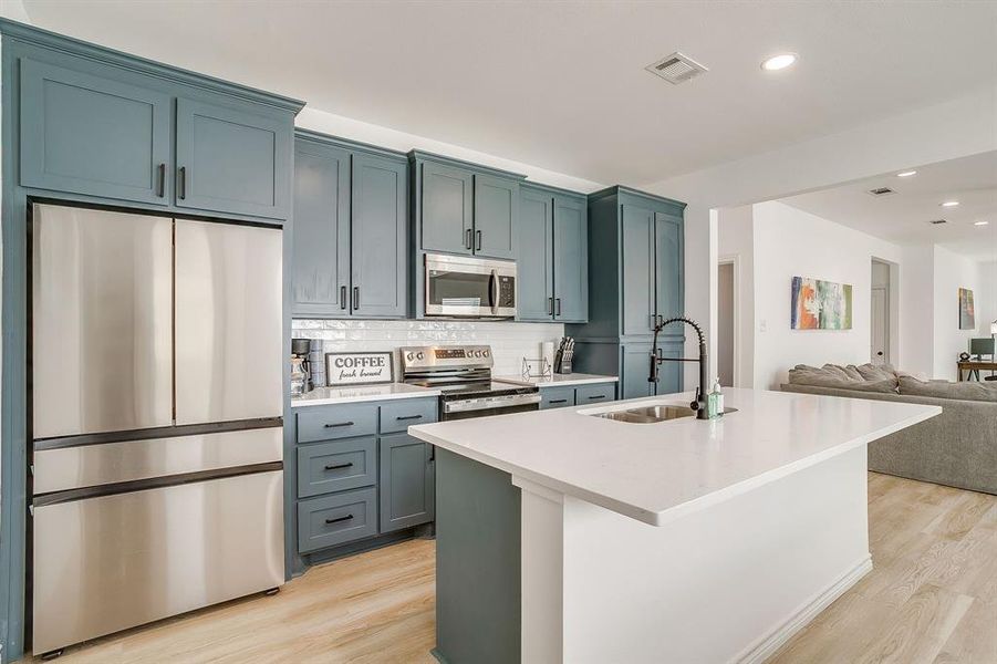 Furnished interior view inside a new home in , Granbury (Image 19).