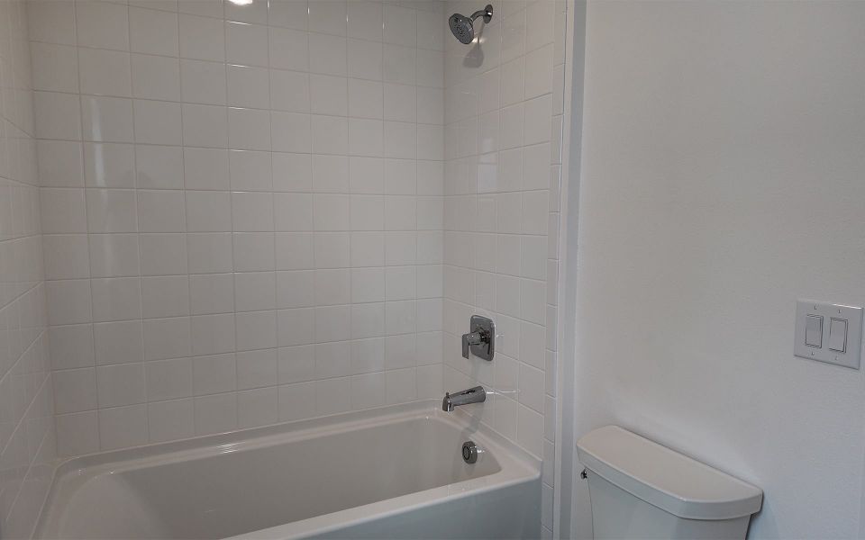 Well-Appointed Bathroom in Central Florida Single-Family Home