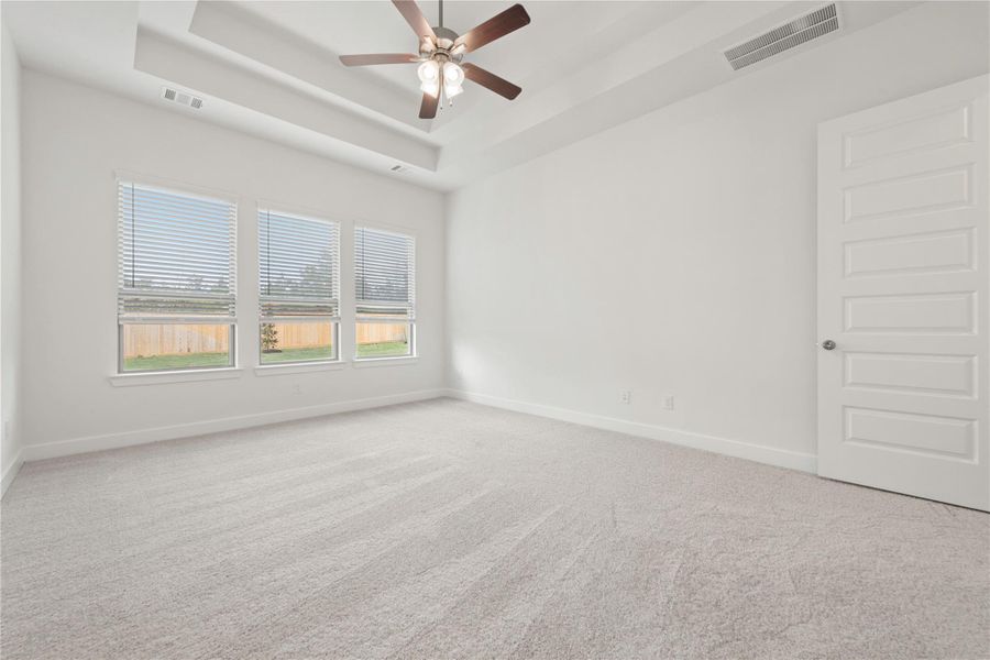 Spacious, unfurnished interior of a new home in Kresston - 65', Montgomery (Image 15). Spacious, unfurnished interior of a new home in Kresston - 65', Montgomery (Image 15).