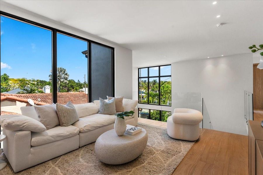 Furnished interior view inside a new home in , Miami (Image 31).
