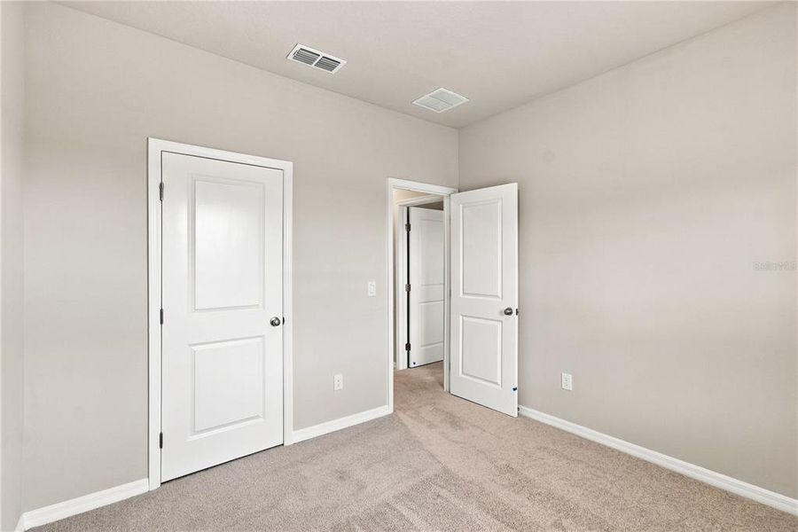 Spacious, unfurnished interior of a new home in , St. Cloud (Image 15).