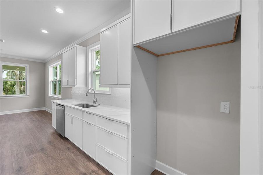 Furnished interior view inside a new home in , Mulberry (Image 8).