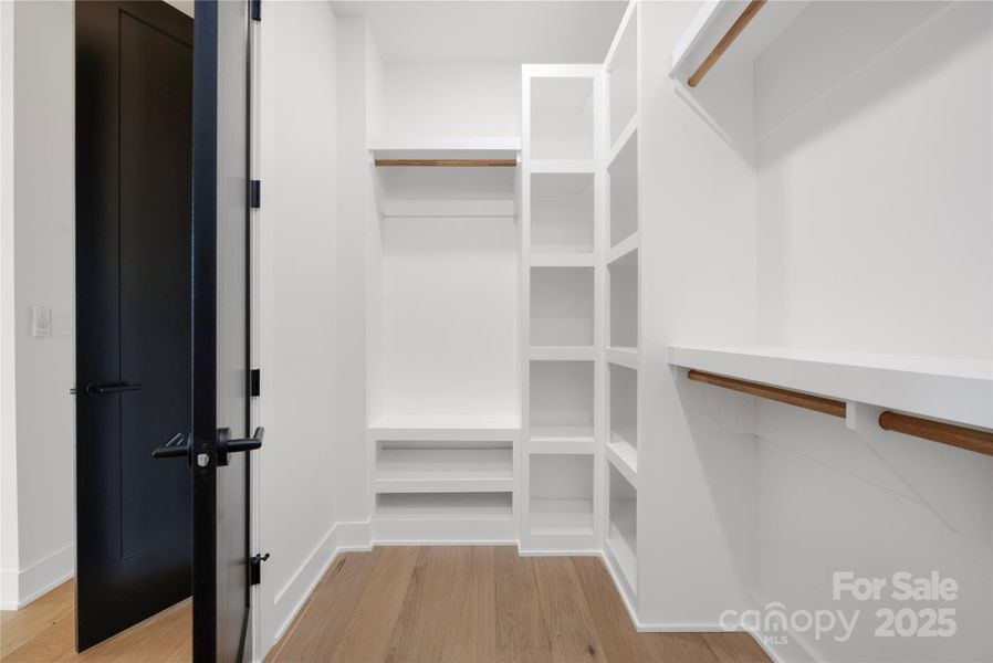 Image 40 of a home in .