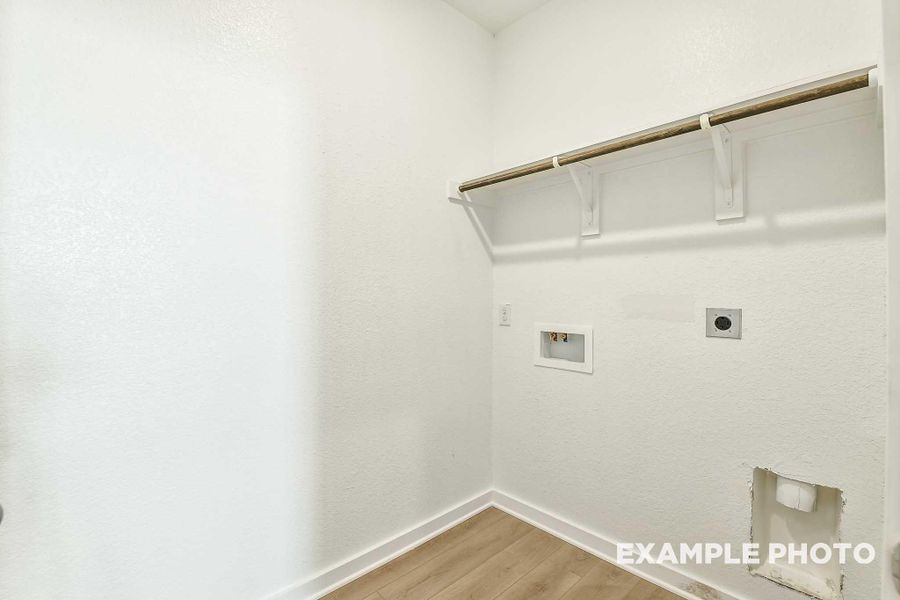 Spacious, unfurnished interior of a new home in Windmill Estates, Magnolia (Image 31).