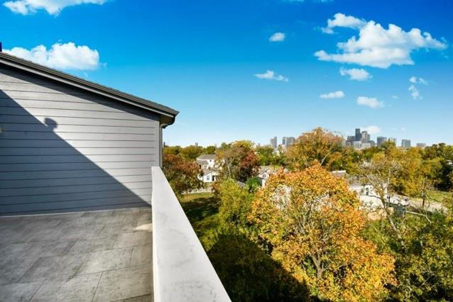 Exterior details and patio area of a home in , Houston (Image 27).