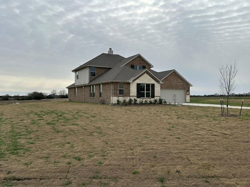 Image 22 of a home in Fannin Ranch.