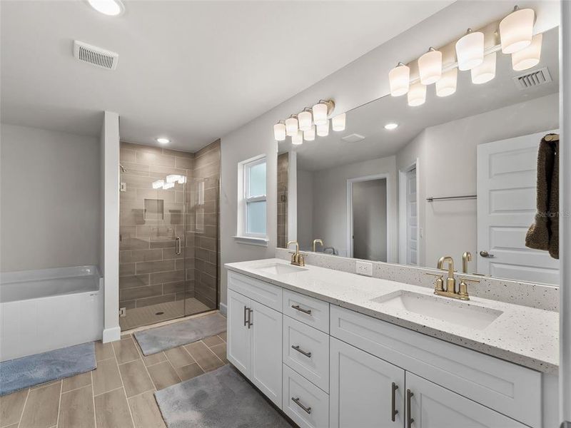 Furnished interior view inside a new home in Port Charlotte, Port Charlotte (Image 15).