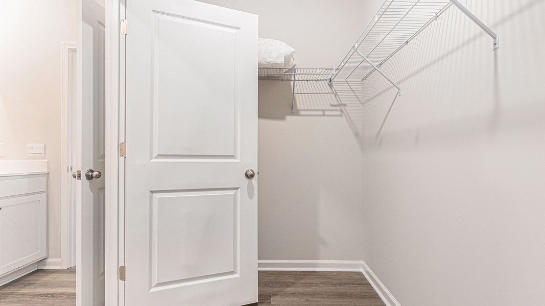 Spacious, unfurnished interior of a new home in Grand Oaks, Columbia (Image 19). Spacious, unfurnished interior of a new home in Grand Oaks, Columbia (Image 19).