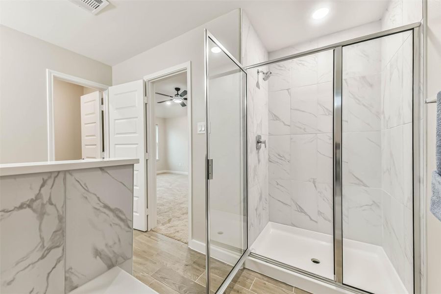 Furnished interior view inside a new home in , Missouri City (Image 11).