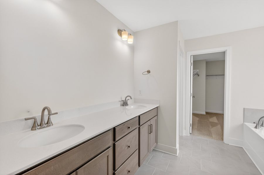 *Photo is of example home. Selections & Finishes may vary. *Photo is of example home. Selections & Finishes may vary.
