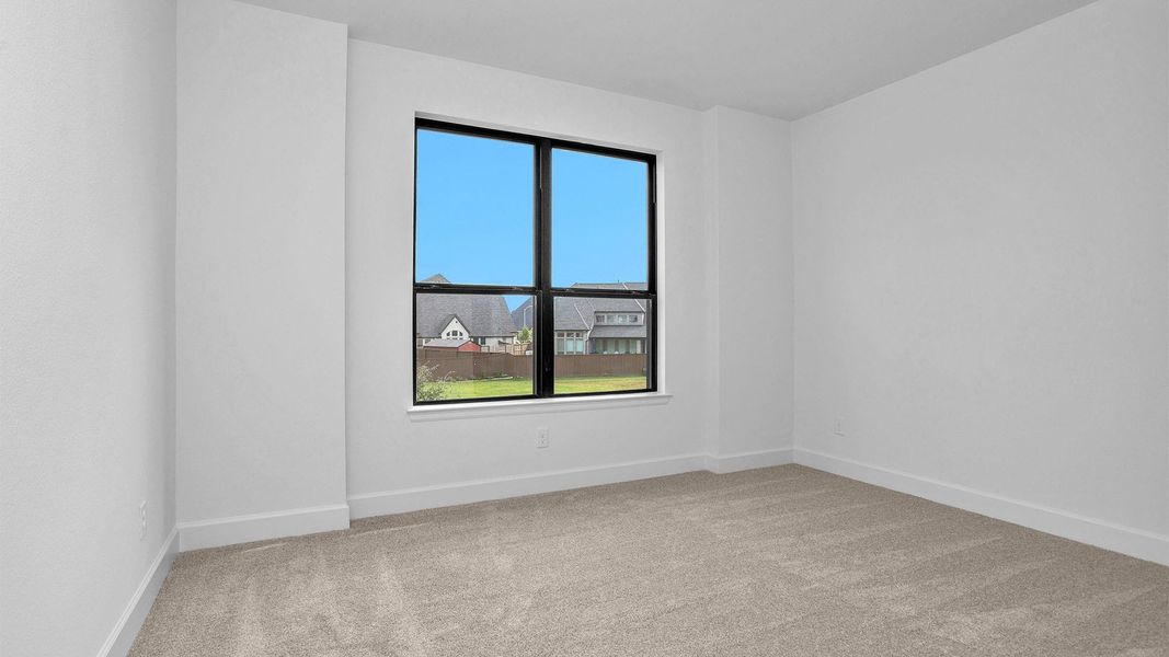 Spacious, unfurnished interior of a new home in Meridiana 70', Manvel (Image 12).