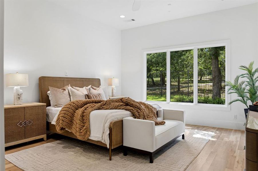 Furnished interior view inside a new home in , Southlake (Image 21).