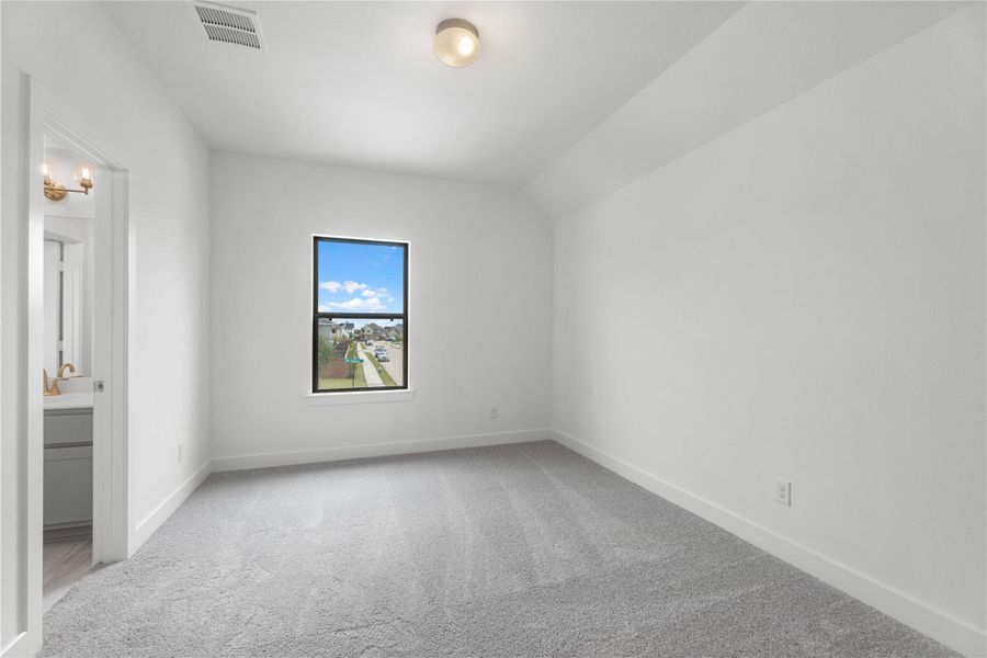 Spacious, unfurnished interior of a new home in Elyson - 40', Katy (Image 10). Spacious, unfurnished interior of a new home in Elyson - 40', Katy (Image 10).