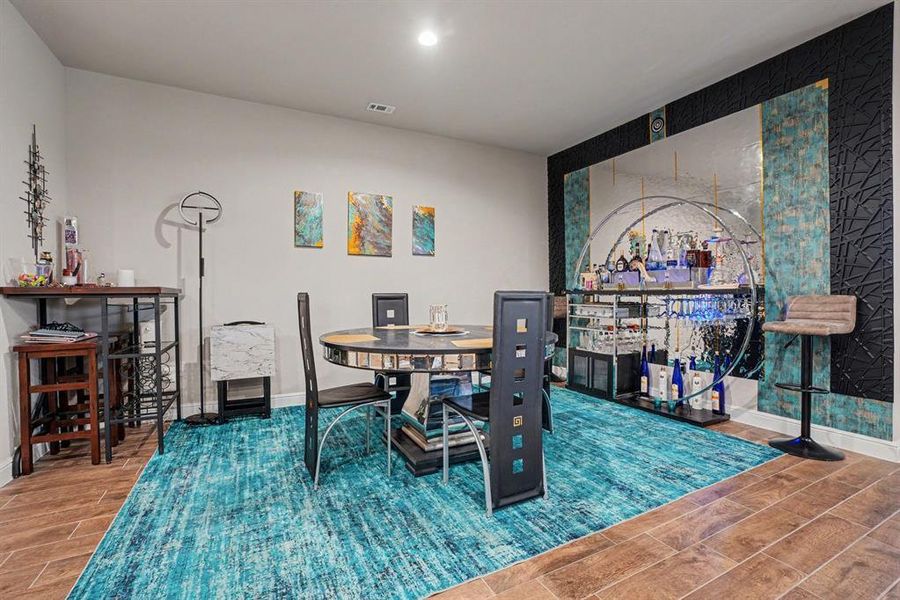 Furnished interior view inside a new home in , Cedar Hill (Image 18).