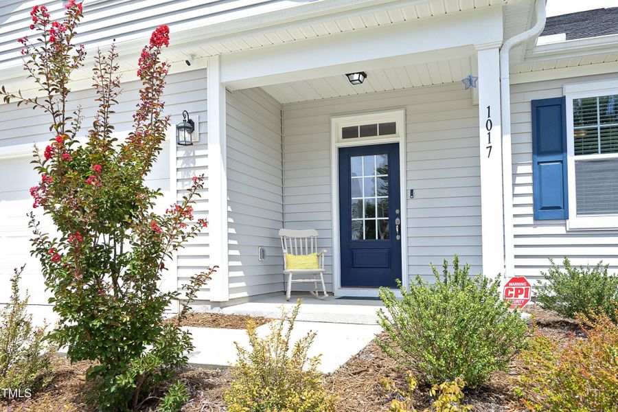 03FrontPorch 03FrontPorch