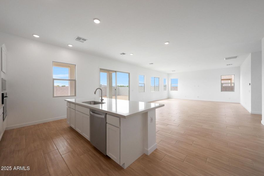 PHX_Landmarke_Lot 1189_Mahogany_315_Grea