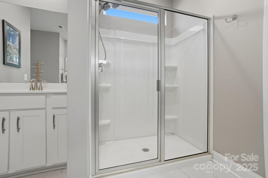 Image 44 of a home in .