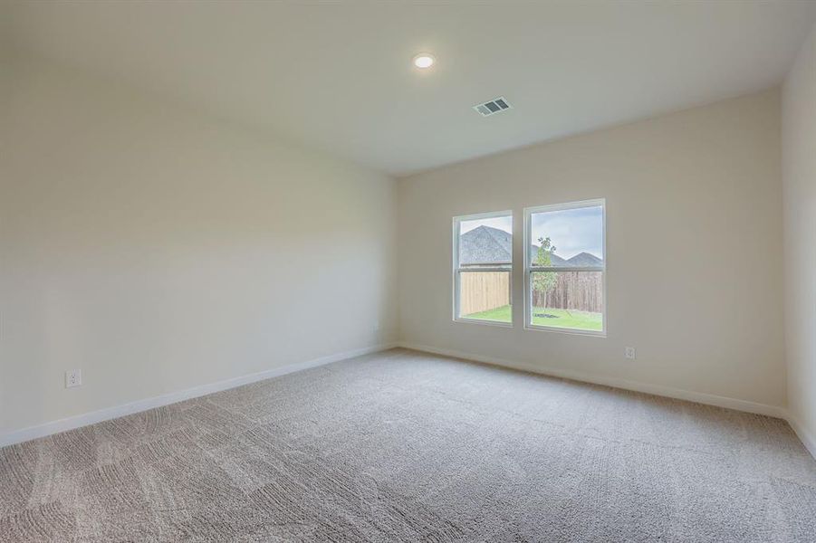 Spacious, unfurnished interior of a new home in MiraVerde, Crowley (Image 10). Spacious, unfurnished interior of a new home in MiraVerde, Crowley (Image 10).