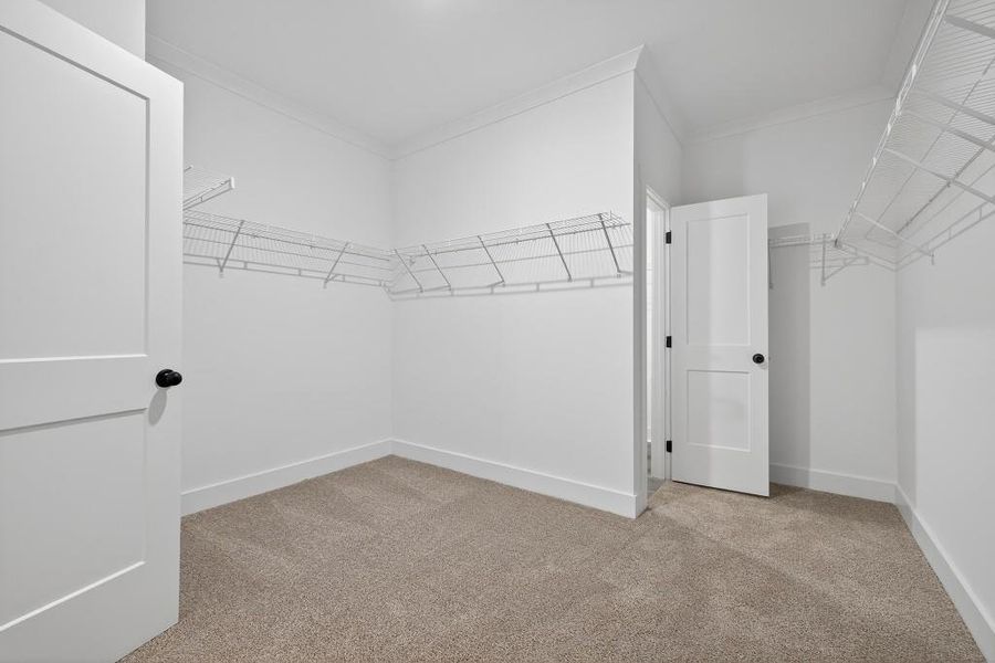 Image 53 of a home in Pinegate.