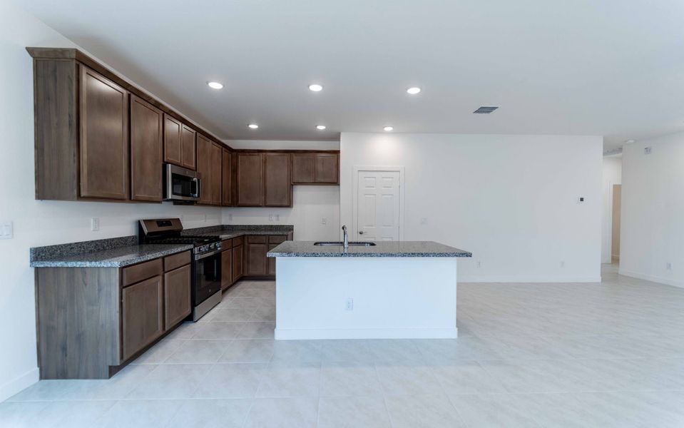 Furnished interior view inside a new home in Rancho Santa Rosa, Maricopa (Image 9).