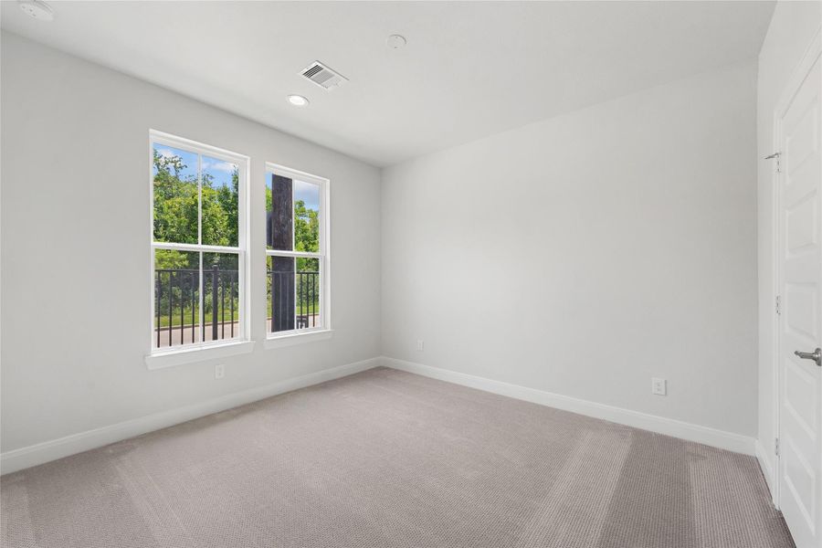 Spacious, unfurnished interior of a new home in The Corner At Buffalo Pointe, Houston (Image 28). Spacious, unfurnished interior of a new home in The Corner At Buffalo Pointe, Houston (Image 28).