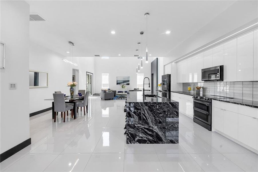 Image 46 of a home in .