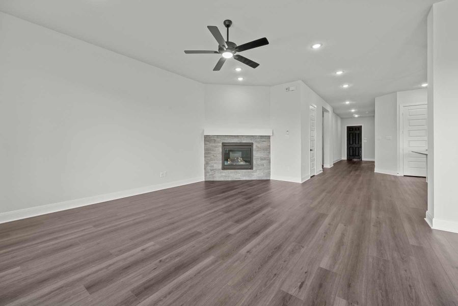 The Avonlea - Family Room