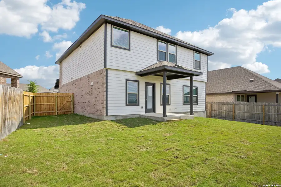 Exterior details and patio area of a home in Arcadia Ridge - Premier Series, San Antonio (Image 4).