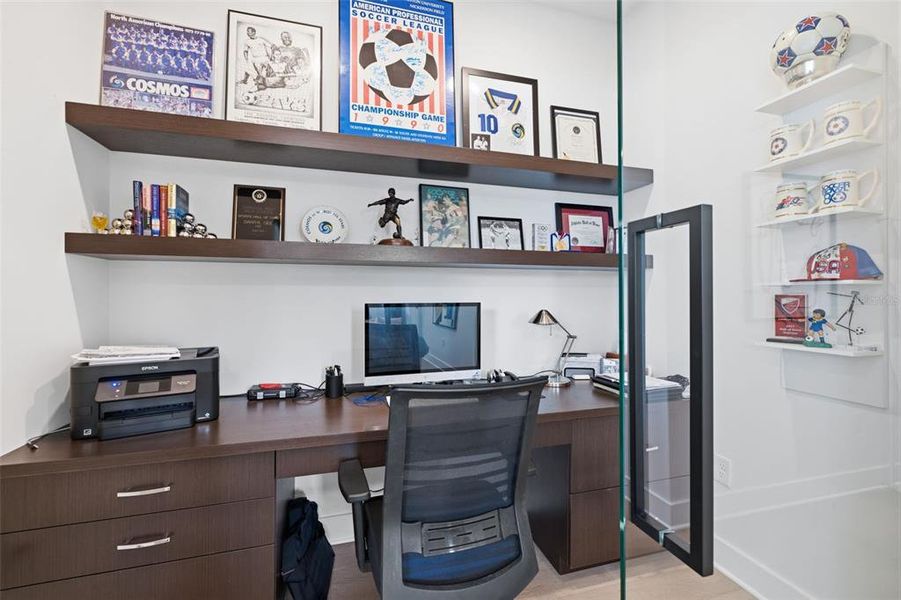 Furnished interior view inside a new home in , Tampa (Image 28).
