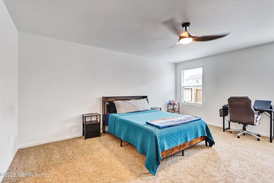 Furnished interior view inside a new home in Copes Landing, Jacksonville (Image 25).