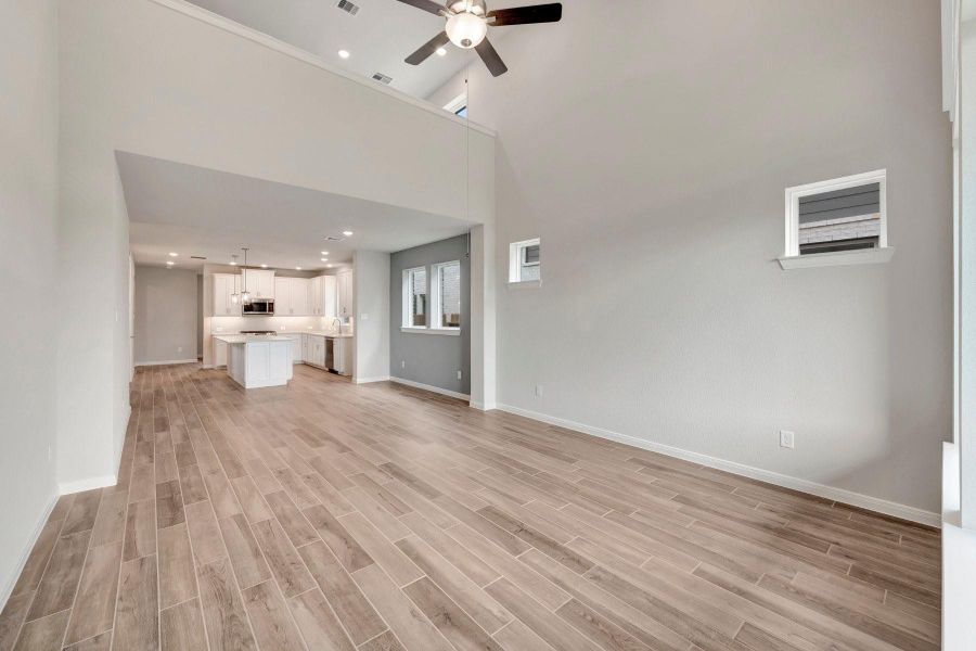 Spacious, unfurnished interior of a new home in The Grand Prairie - Meadow Collection, Hockley (Image 28).