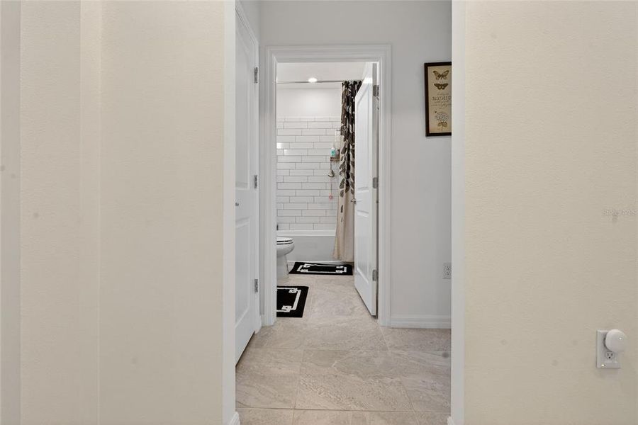 Spacious, unfurnished interior of a new home in , Ellenton (Image 26).