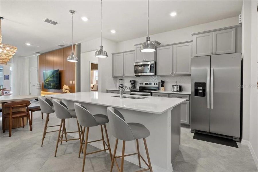 Furnished interior view inside a new home in , Clermont (Image 27).