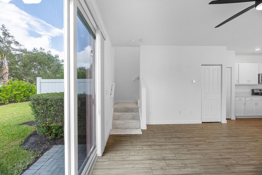 Spacious, unfurnished interior of a new home in , Port St. Lucie (Image 16).