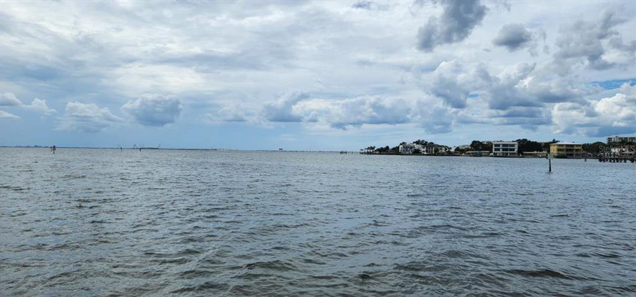 Image 4 of a home in .