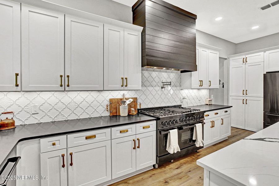 Furnished interior view inside a new home in , Green Cove Springs (Image 31).