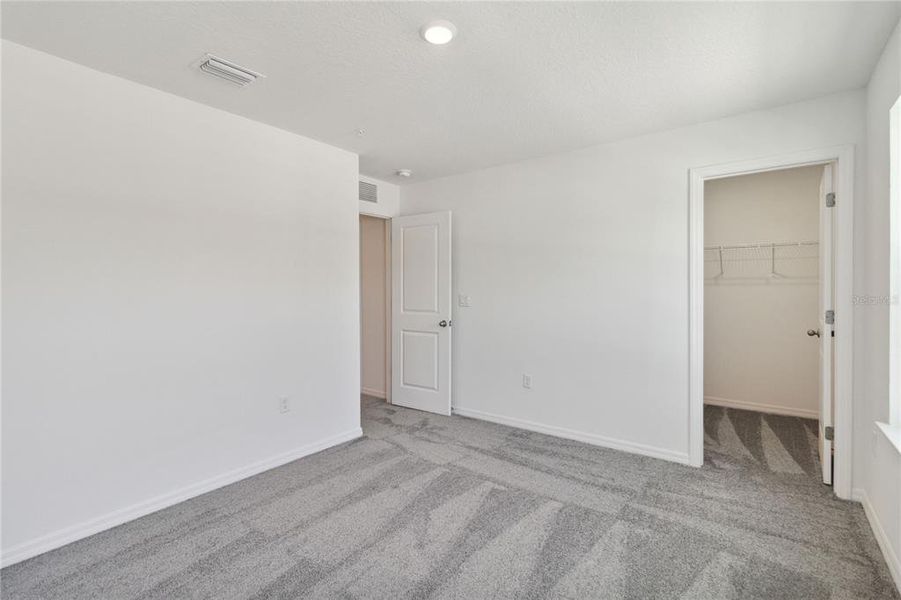Spacious, unfurnished interior of a new home in Terra Haven, St. Cloud (Image 10).