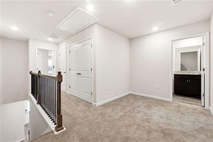 Spacious, unfurnished interior of a new home in Carolina, Palmetto (Image 28).