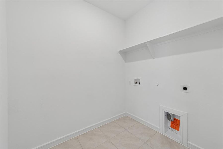 Spacious, unfurnished interior of a new home in Rolling Ridge, Van Alstyne (Image 19). Spacious, unfurnished interior of a new home in Rolling Ridge, Van Alstyne (Image 19).