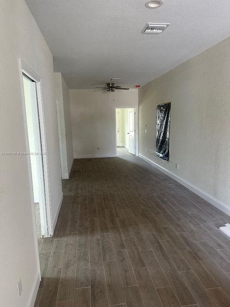 Spacious, unfurnished interior of a new home in , Boynton Beach (Image 12).