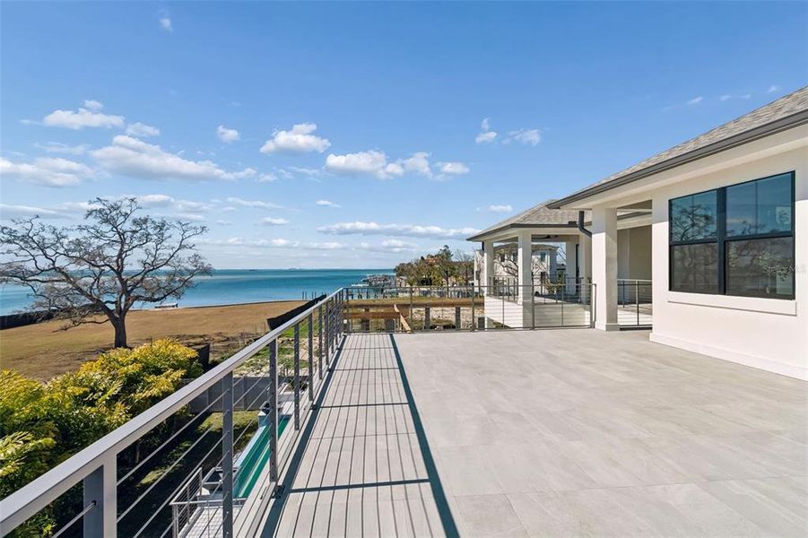 Exterior details and patio area of a home in , Tampa (Image 26).