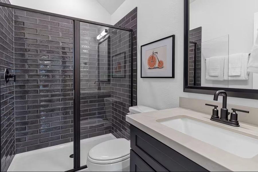 Furnished interior view inside a new home in Valencia, Manvel (Image 12).