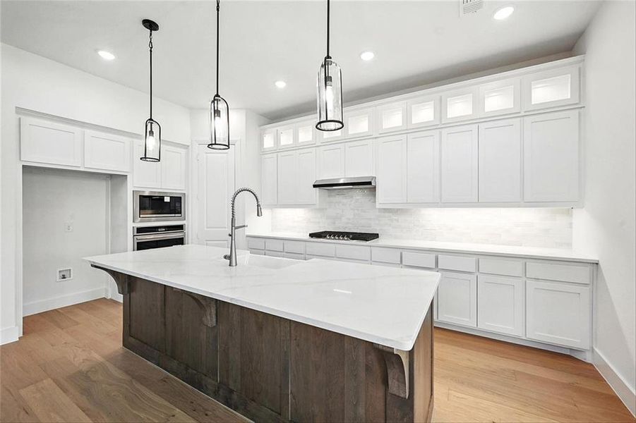 526RedBarnMIDLB002 526RedBarnMIDLB002