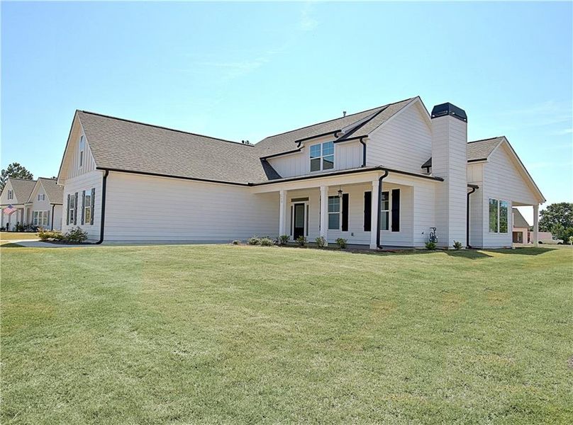 Exterior details and patio area of a home in , Senoia (Image 25).