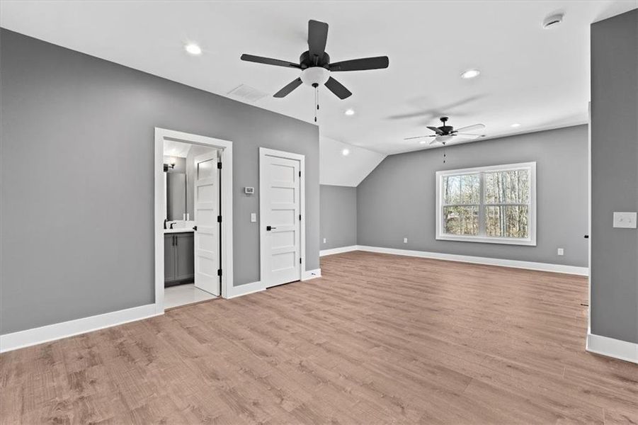 Spacious, unfurnished interior of a new home in , Bremen (Image 35). Spacious, unfurnished interior of a new home in , Bremen (Image 35).