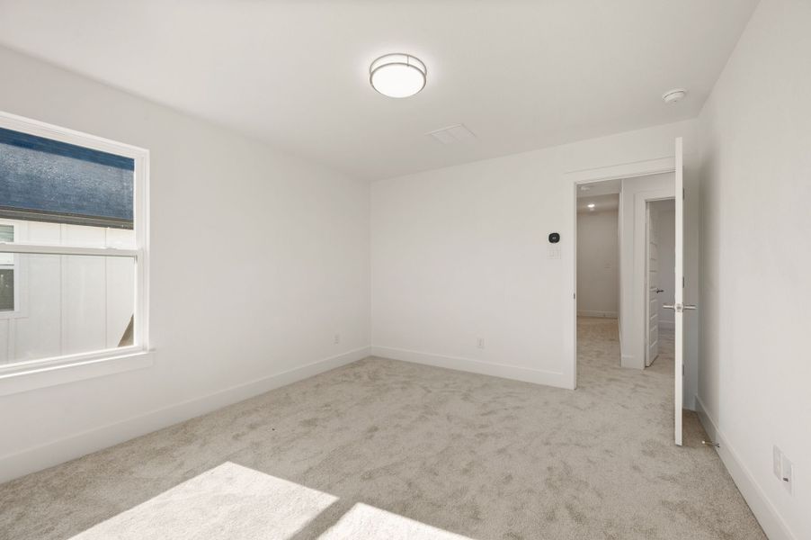 Spacious, unfurnished interior of a new home in The Resort on Eagle Mt. Lake, Fort Worth (Image 26). Spacious, unfurnished interior of a new home in The Resort on Eagle Mt. Lake, Fort Worth (Image 26).