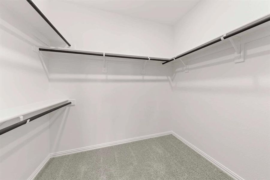 Spacious, unfurnished interior of a new home in Creekview Fossil Ridge, Pilot Point (Image 20).