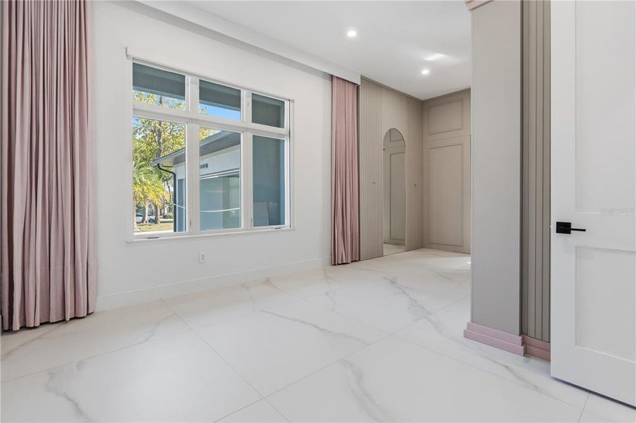 Spacious, unfurnished interior of a new home in , Montverde (Image 56).