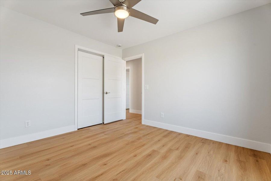 24-A7C08558 24-A7C08558