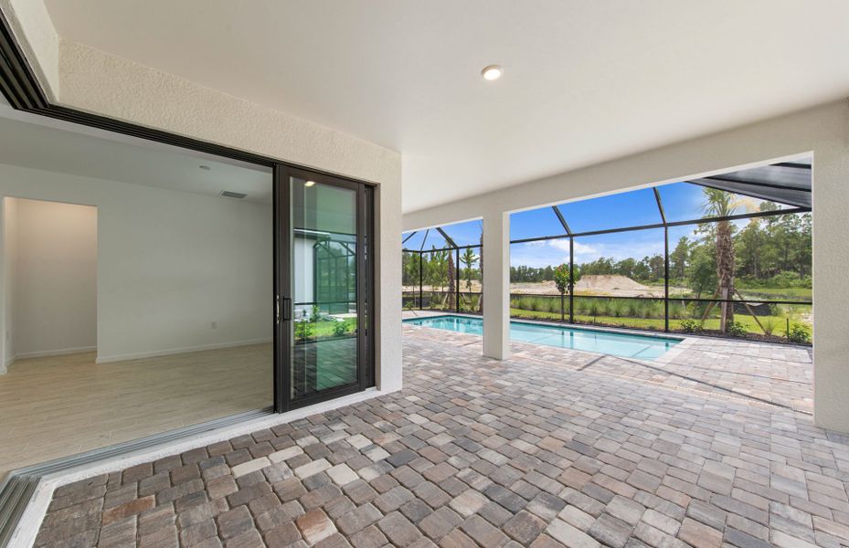Exterior details and patio area of a home in Terreno, Naples (Image 4).